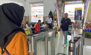 Daop 7 Hadirkan Layanan Face Recognition Boarding Gate di Stasiun Madiun