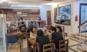 Rekomendasi Book Cafe di Indonesia, Berasa Ngopi di Perpustakaan