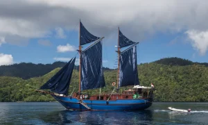 Kapal Tradisional Asli Indonesia Warisan Nenek Moyang