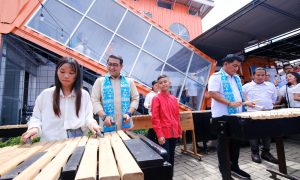 Menteri Ekraf Harap Bitung Street Food Naik Kelas dan Serap Tenaga Kerja