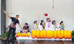 KAI Daop 7: Dukung Karya Anak Bangsa, Stasiun Madiun Hadirkan Karakter Jumbo