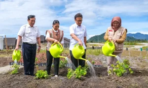 Wamenpar dan Ketua DEN Kunjungi Sentra Riset Herbal Humbahas, Dorong Potensi Wisata Baru