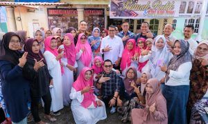 Menteri Ekraf Hadiri Panggung Hiburan Rakyat, Apresiasi Wali Kota Pariaman yang Buka Lapangan Kerja