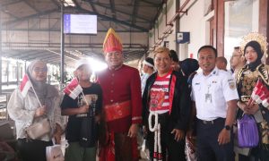 KAI Daop 7 Madiun Ajak Pelanggan Rayakan HUT ke-80 RI di Stasiun dan di Atas Kereta
