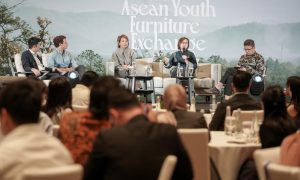 Wamen Ekraf Dorong Kolaborasi ASEAN Perkuat Daya Saing Industri Furnitur