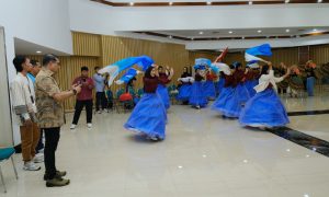 Seni Pertunjukan Angkat Kebhinekaan di Karnaval HUT ke-80 RI