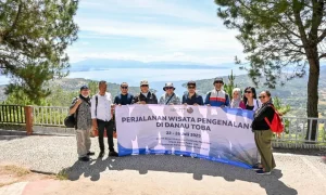Kemenpar Promosikan Pariwisata dan Gastronomi Lokal Danau Toba Melalui Fam Trip
