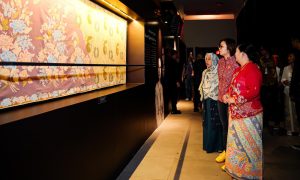 Kementerian Ekraf Apresiasi Pameran Karya 3 Generasi: Batik Bukan Cuma Kain tapi Perjalanan Sejarah