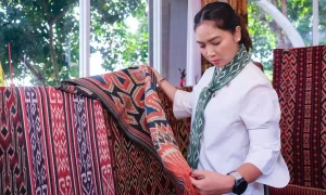 Wamenpar: Tenun Sekomandi Warisan 500 Tahun, Daya Tarik Wisata Budaya Sulbar