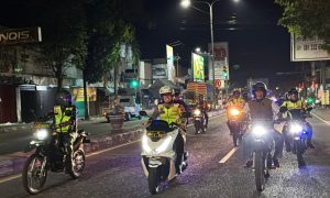 Jaga Kondusifitas Wilayah, Polres Madiun Gelar Patroli Gabungan Skala Besar