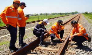 Jajaran Manajemen KAI Daop 7 Madiun, Periksa Lintas antara Stasiun Madiun–Jombang