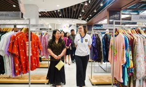 Tinjau Pendopo Denpasar, Wamen Ekraf Optimistis Produk Lokal Pacu Ekonomi Kreatif