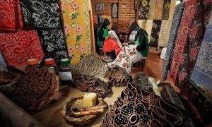 7 Destinasi Wisata Kampung Batik di Indonesia yang Wajib Kamu Sambangi